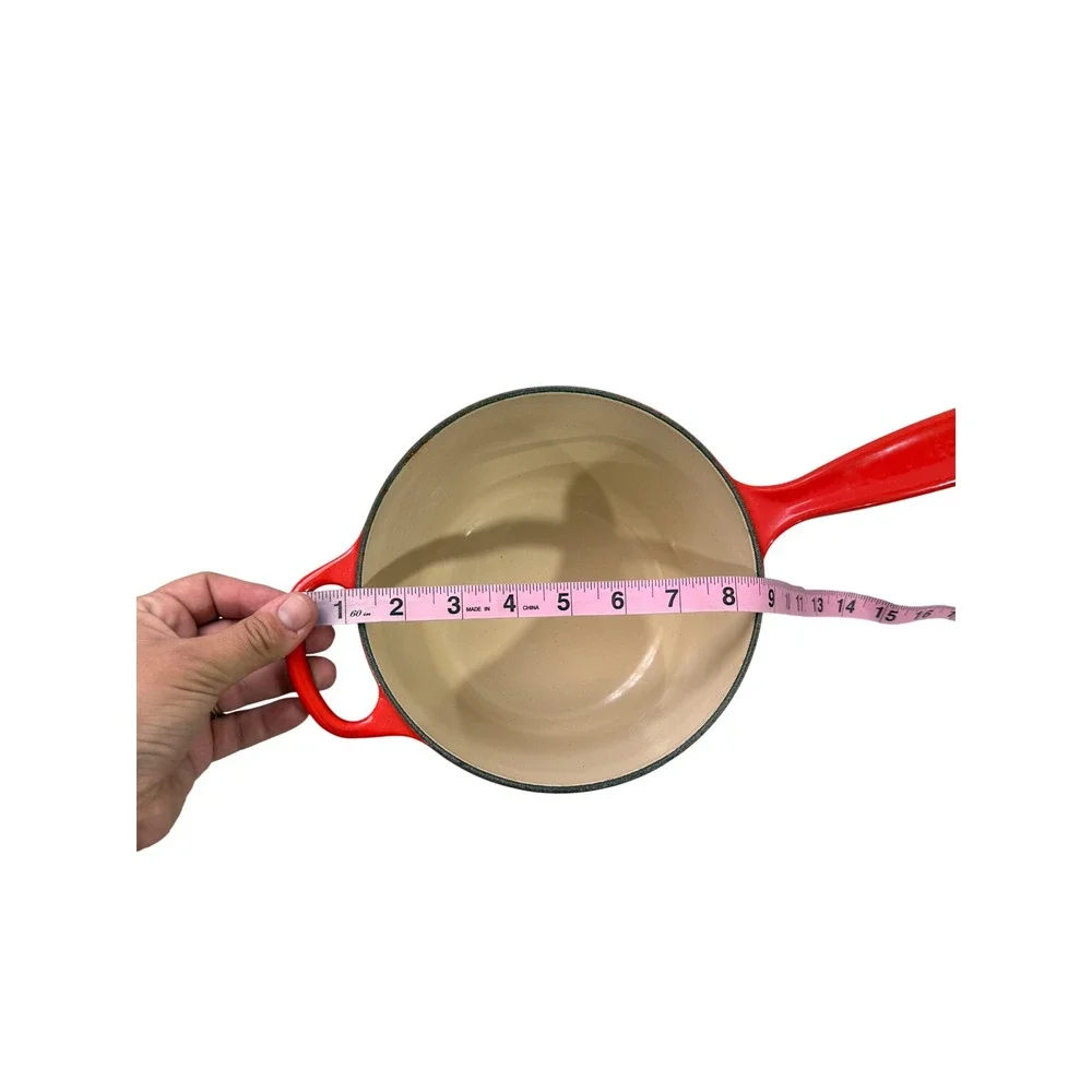 Le Creuset Signature Enameled Cast Iron Saucepan 2 1/4 Qt Cerise Red W/Lid